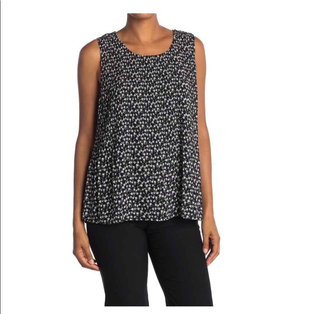 Pleione plies pleated tank